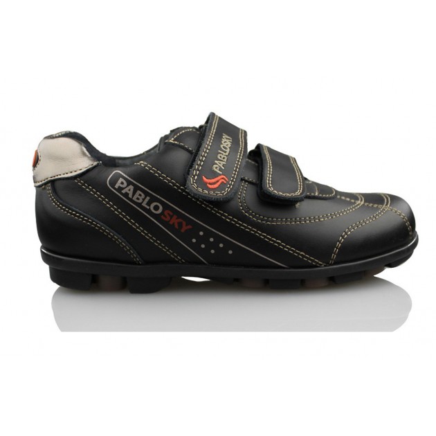 PABLOSKY DEPORTIVA CHICO TORELLO color NEGRO