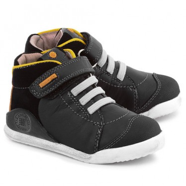 BIOMECANICS SAUVAGE BOTIN GOMAS CREMALLERA CHICO color NEGRO