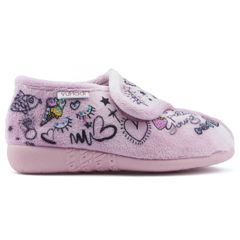 Les baskets rentrent chez eux Dessins VULLADI ALASKA MAQUILLAJE