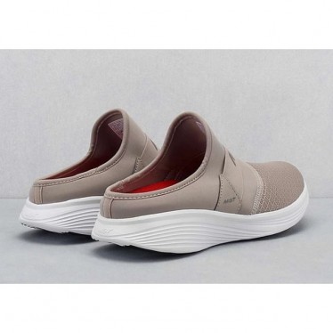 SNEAKERS SLIP ON MBT TAKA POUR FEMMES TAUPE