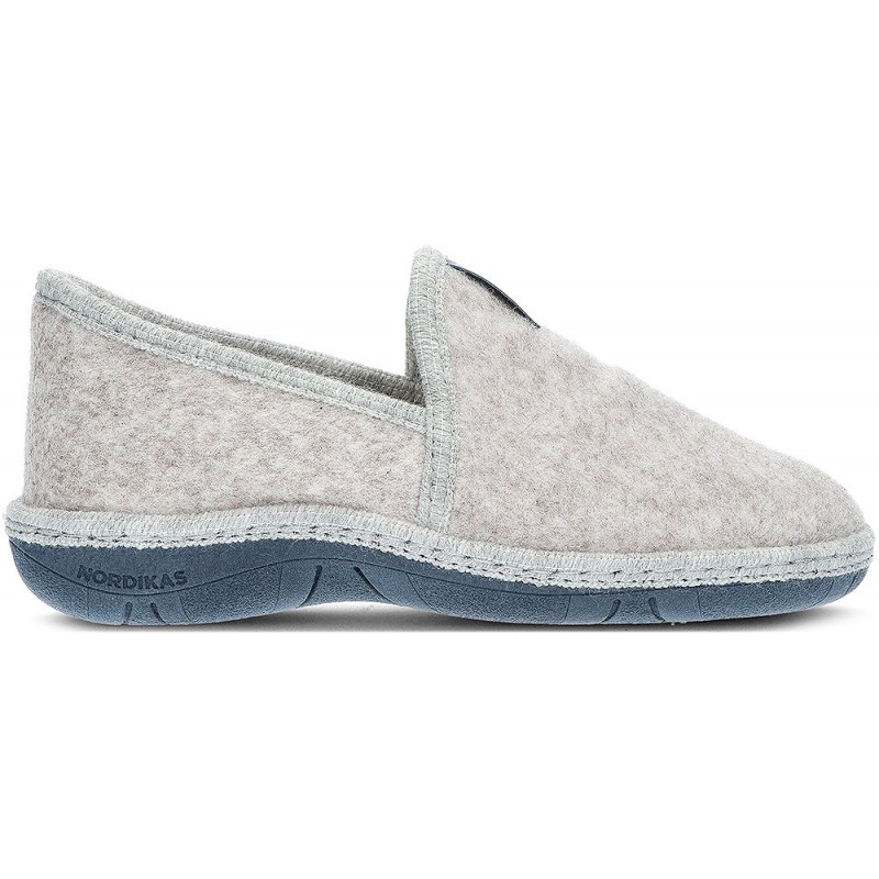 CHAUSSONS MAISON DE MARQUE NORDIKAS AVEC RÉFÉRENCE 1825 BEIGE