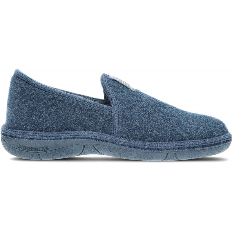 CHAUSSONS MAISON DE MARQUE NORDIKAS AVEC RÉFÉRENCE 1825 TIROL_JEANS