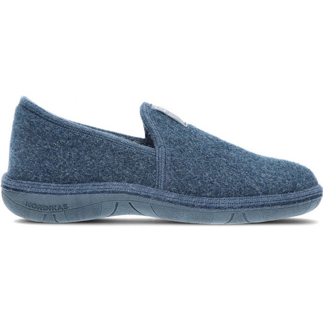 CHAUSSONS MAISON DE MARQUE NORDIKAS AVEC RÉFÉRENCE 1825 TIROL_JEANS CHAUSSONS MAISON DE MARQUE NORDIKAS AVEC RÉFÉRENCE 1825 TIROL_JEANS